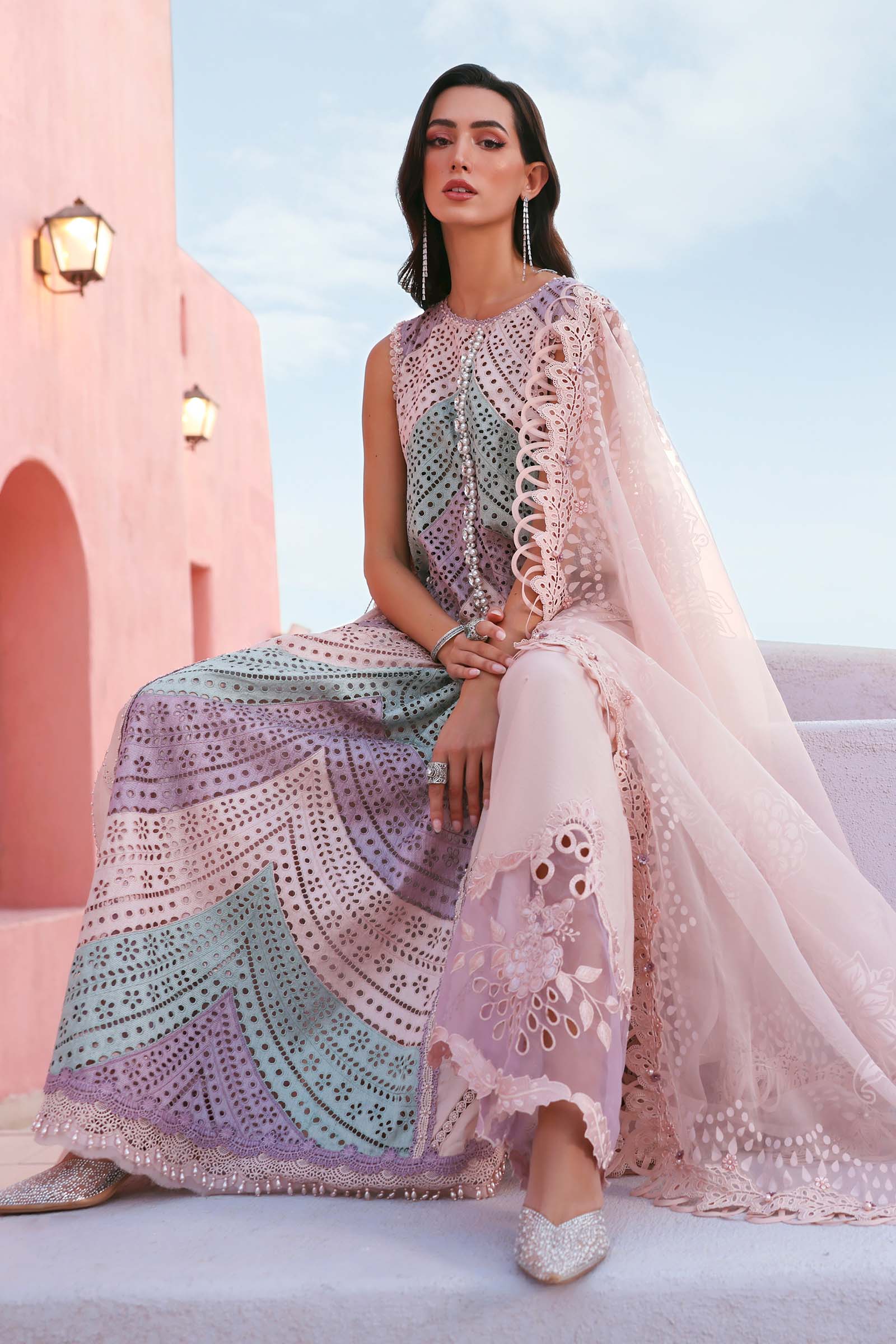 3Pc Unstitched Lawn Embroidered Suit with Diamond Chiffon Dupata With Dupata Pallu Embroided Patch - LLC-D529