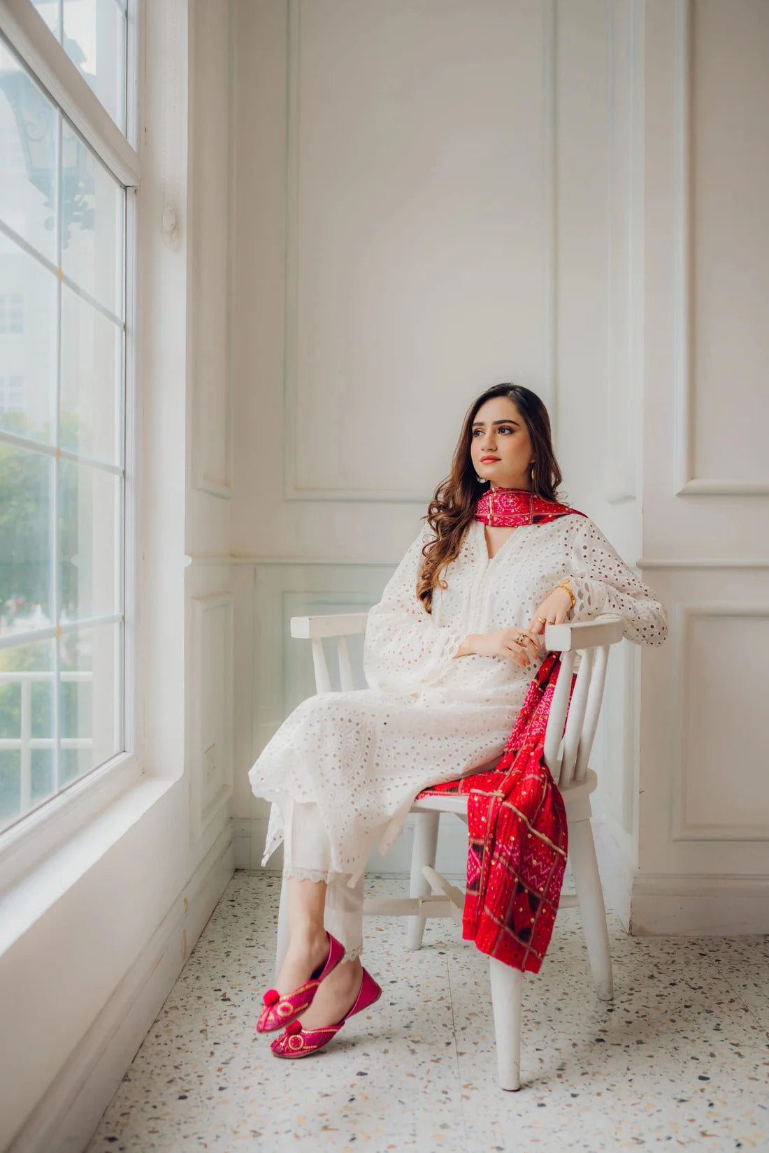 3Pc Unstitched Lawn Embroidered Suit with Digital Printed Diamond Chiffon Dupata - LLC-D501