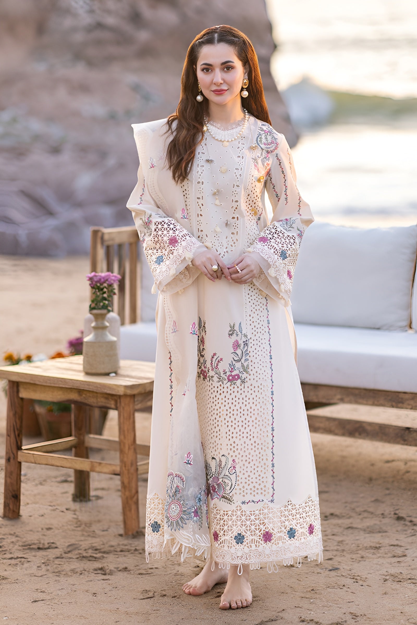 3Pc Unstitched Chikankari Lawn Embroidered Suit with Organza Embroidered Dupatta - LLC-2511