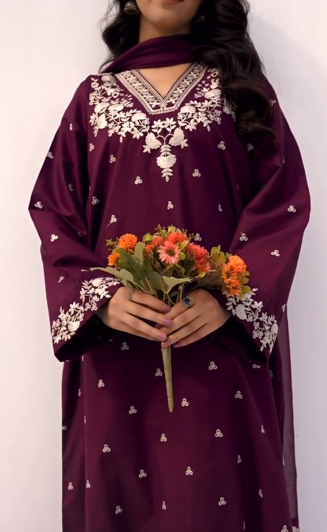 3Pc Unstitched Lawn Embroidered Suit with Embroidered Chiffon Duppata - LLC-02550